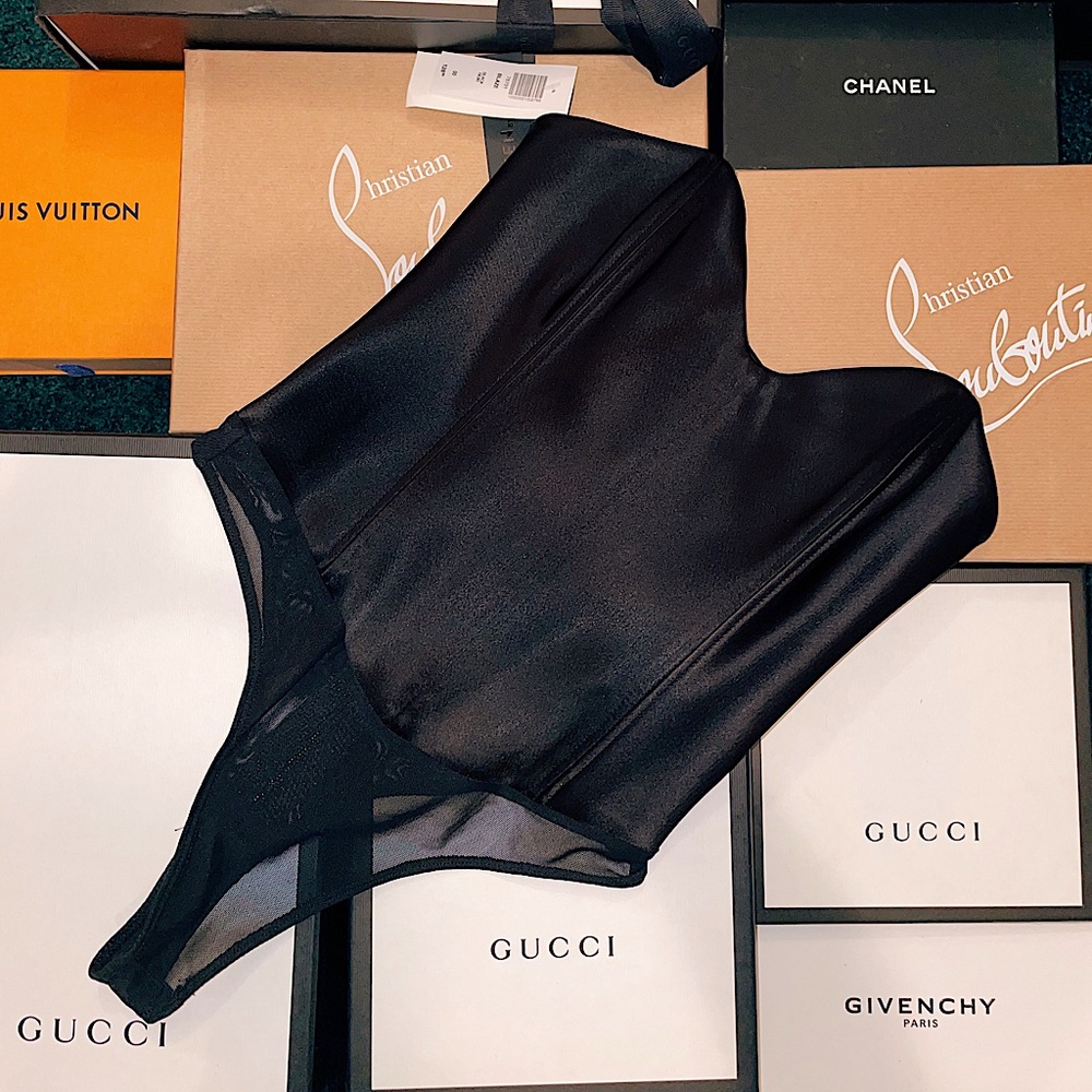 Black Aritzia bodysuit✨